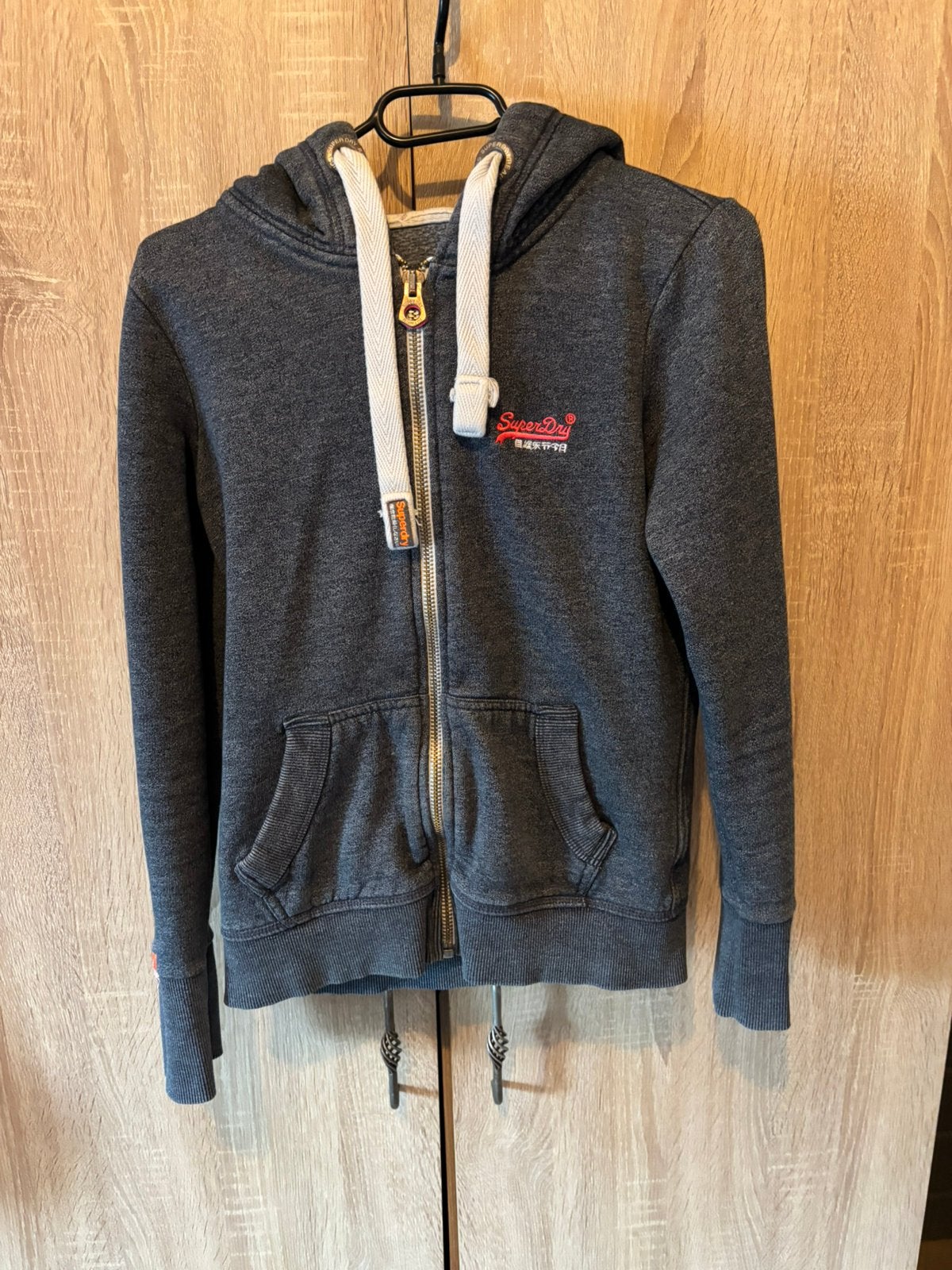 Pull superdry, Kleding | Dames, Truien en Vesten, Ophalen of Verzenden, Zo goed als nieuw, Maat 36 (S), Grijs