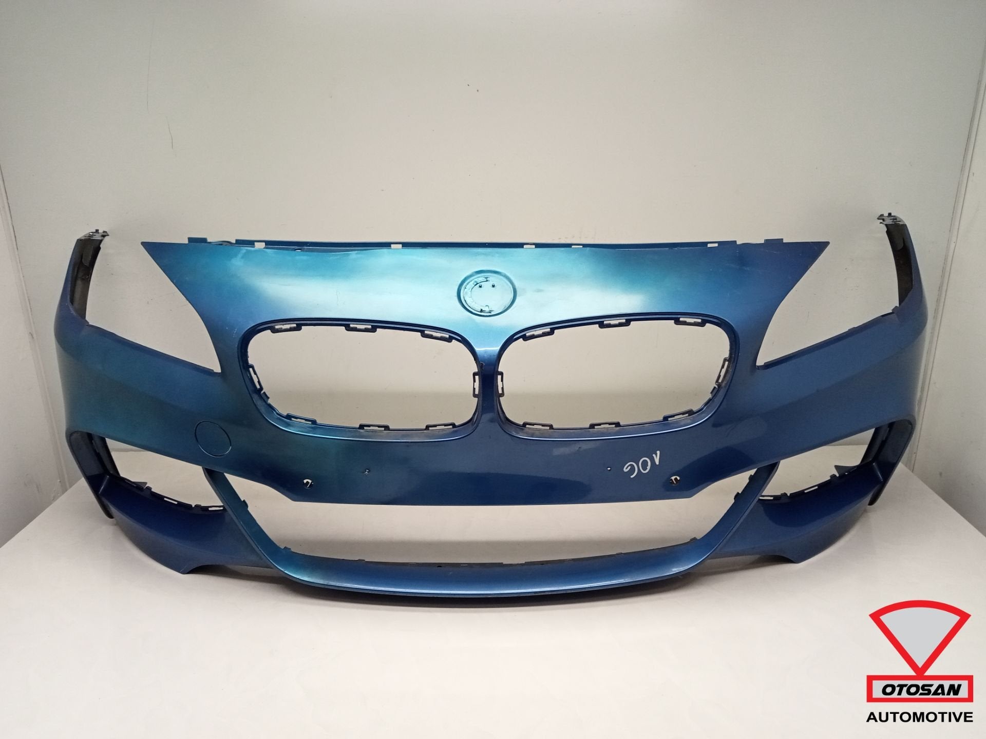 Bmw 2 serie F45 F46 grand tourer M pakket voorbumper 6x pdc, Petuelring 130
80788  Munich, DE, Gebruikt, Voor, Info@bmw.de