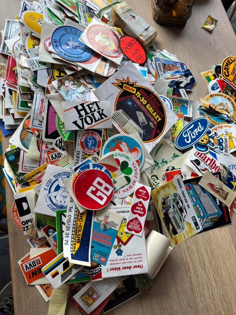 Doos vol met stickers met groot deel panini disney, Enlèvement, Comme neuf