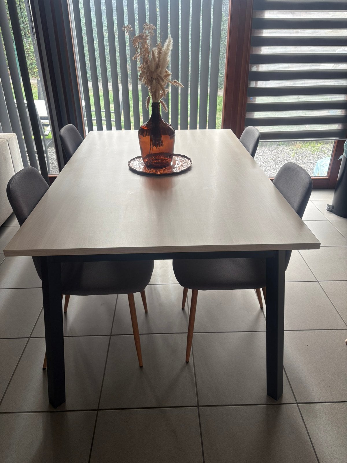 Table et chaises, Enlèvement, Comme neuf