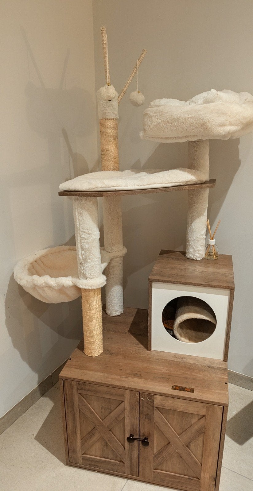 krabpaal met kast voor kattenbak, Dieren en Toebehoren, Ophalen, Zo goed als nieuw, Krabpaal