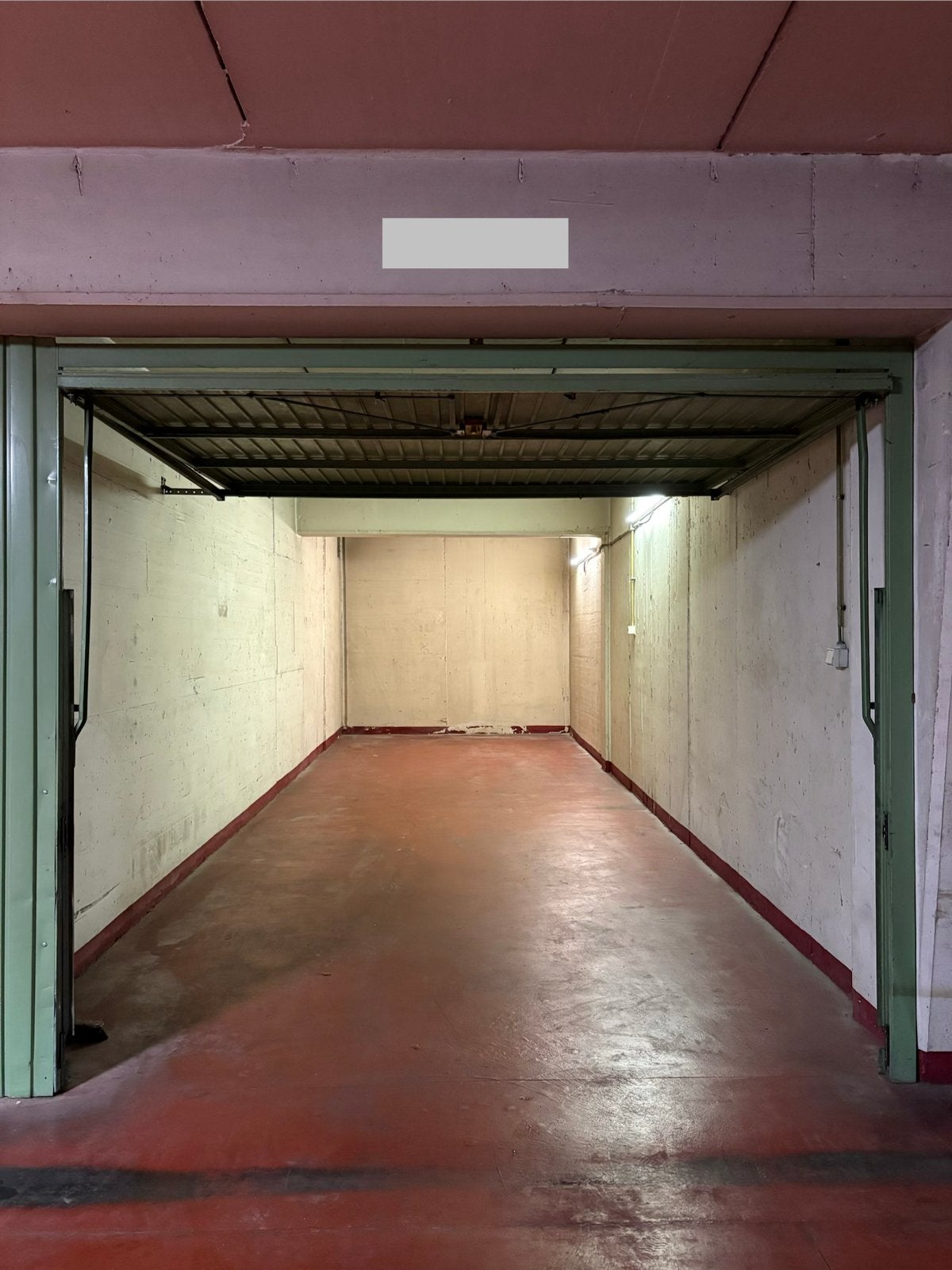 Double garage à louer, Auto diversen, Autostaanplaatsen en Garages