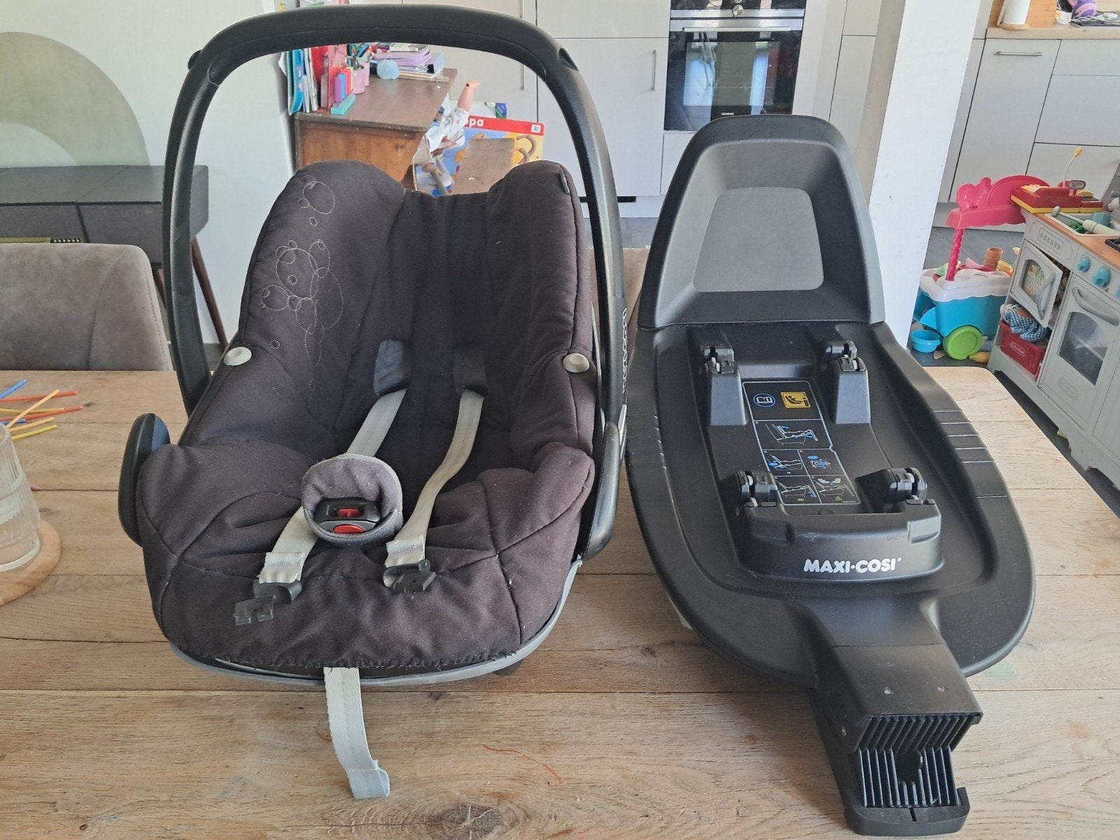 maxi cosi pebbles autostoel plus Isofix-base, Ophalen, Isofix
