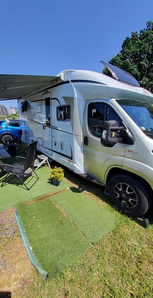 Motorhome Bürstner Lyseo TD727G bj 2021, Jusqu'à 4, Fiat, Marchepied électrique, Diesel