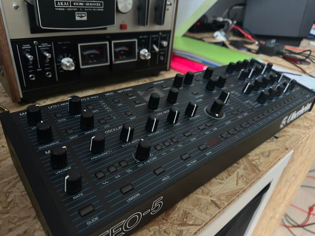 Oberheim TEO-5, Muziek en Instrumenten, Ophalen of Verzenden, Zo goed als nieuw, Novation