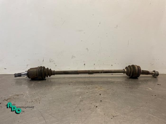 Aandrijfas links-achter van een Nissan Qashqai (Qashqai 07-), Gebruikt, -, -, Ophalen of Verzenden