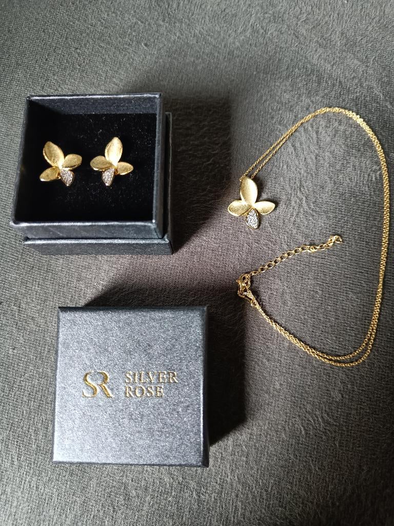 Set oorringen en ketting met hanger, Handtassen en Accessoires, Oorbellen, Ophalen, Geel, Nieuw, Knopjes of Stekers