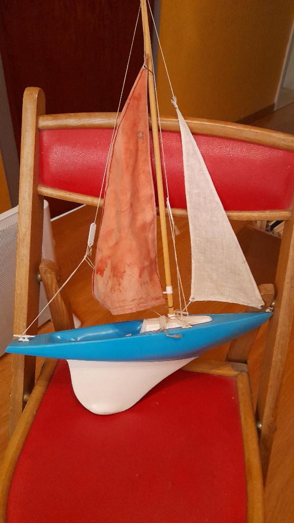 Oud speelgoed zeilbootje, Ophalen of Verzenden, Gebruikt