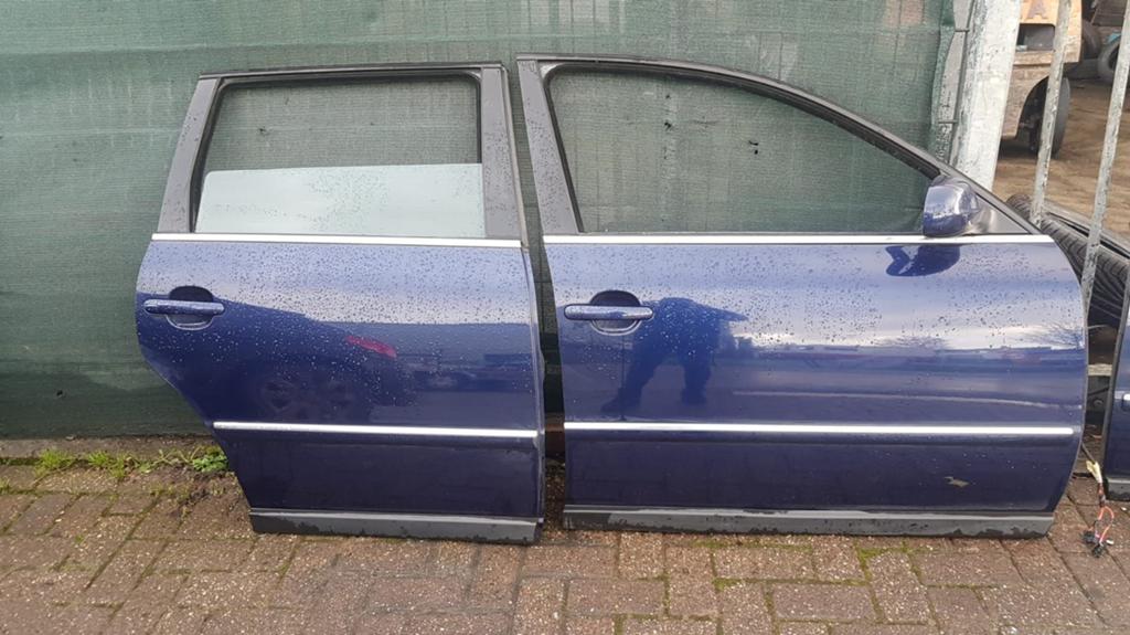VW PASSAT STATION PORTIEREN RV +RA BJ 2005, Gebruikt, -, Deur, -