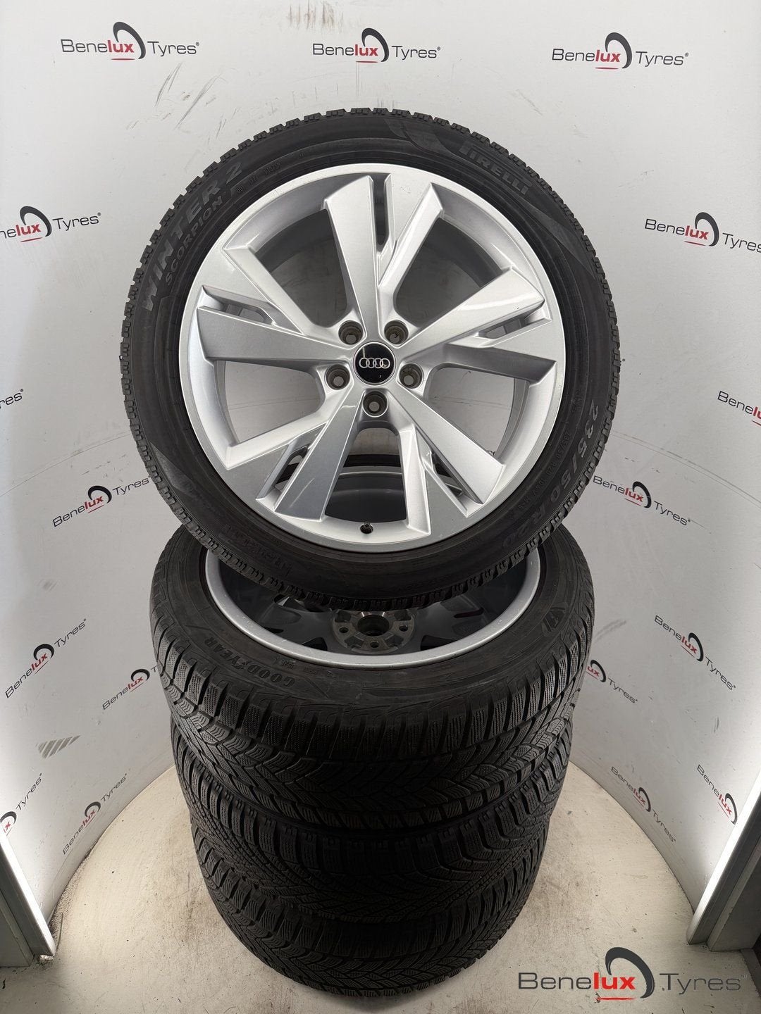 winter Audi Q4 Q5 Q3 RS E-tron A8 all-road A6 A5 S8 S6 TT, Gebruikt, -, -, Banden en Velgen
