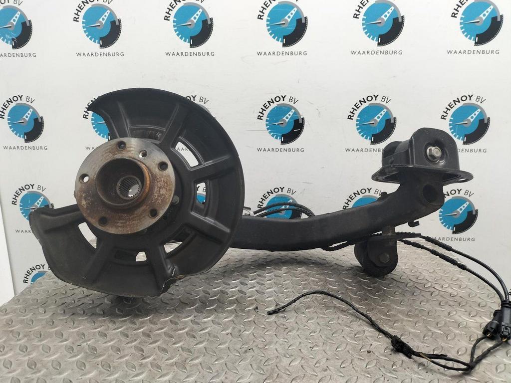 BMW Z4 sDrive28i High Exe. DRAAGARM ONDER RA 2017, Ophalen of Verzenden, Gebruikt, Stiba lid
