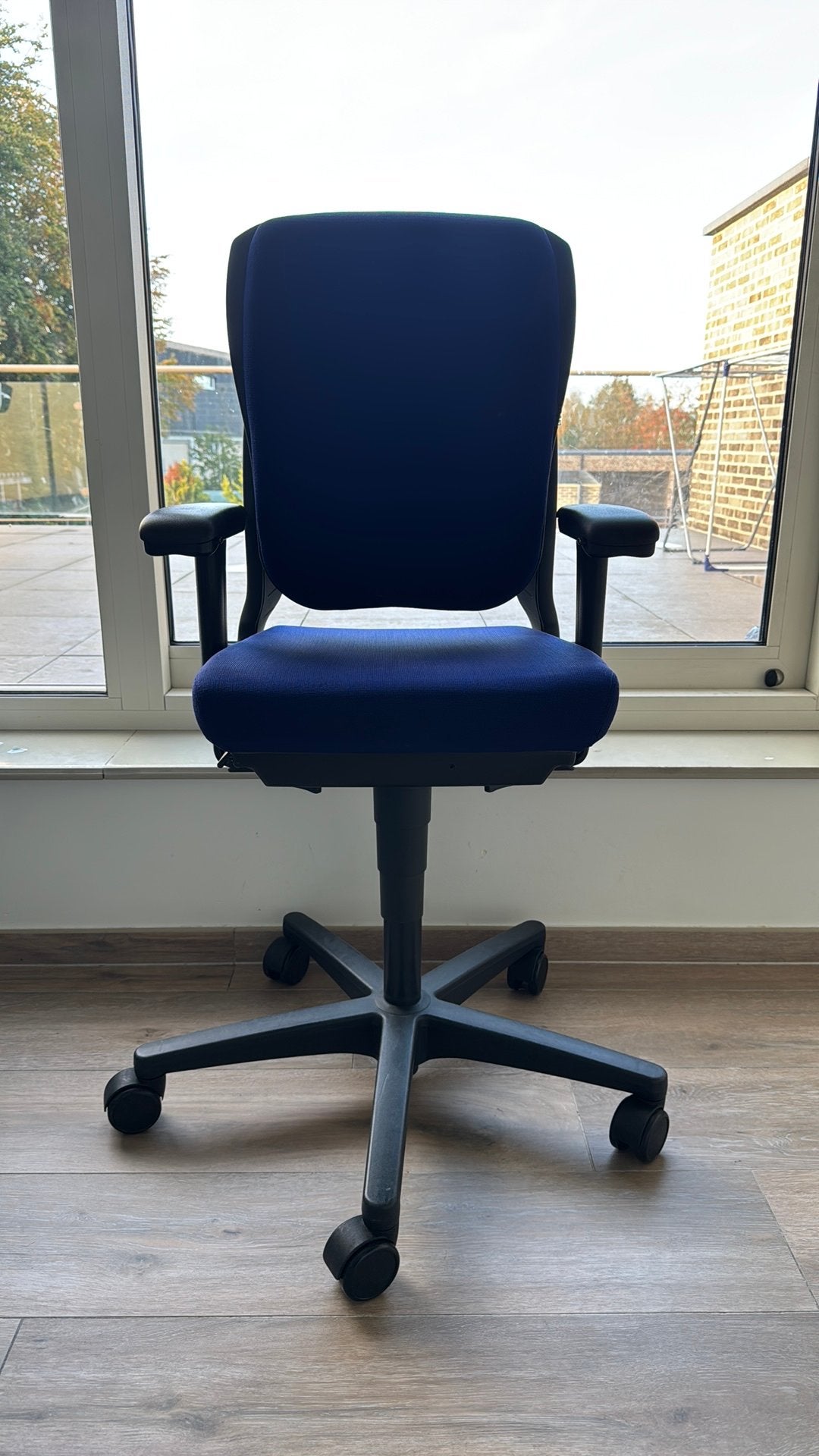 Ahrend 230 Blauwe Bureaustoel, Ophalen, Blauw, Zo goed als nieuw, Bureaustoel