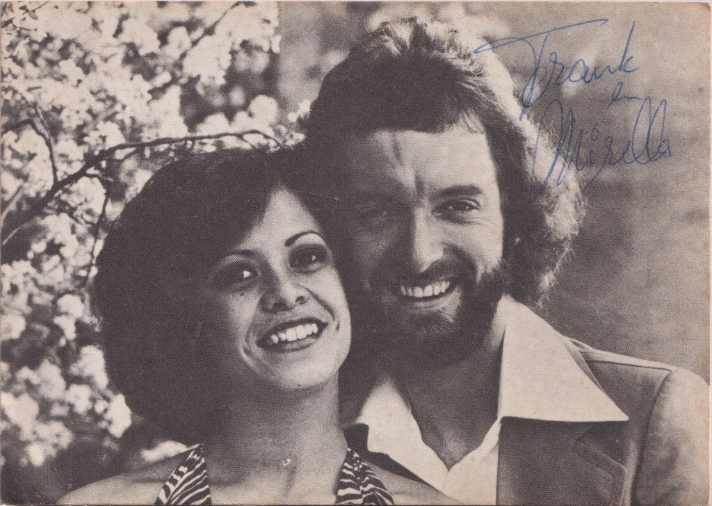 Foto / Postkaart  – Frank en Mirella - Gesigneerd - Muziek, Verzamelen, Muziek, Artiesten en Beroemdheden, Ophalen of Verzenden