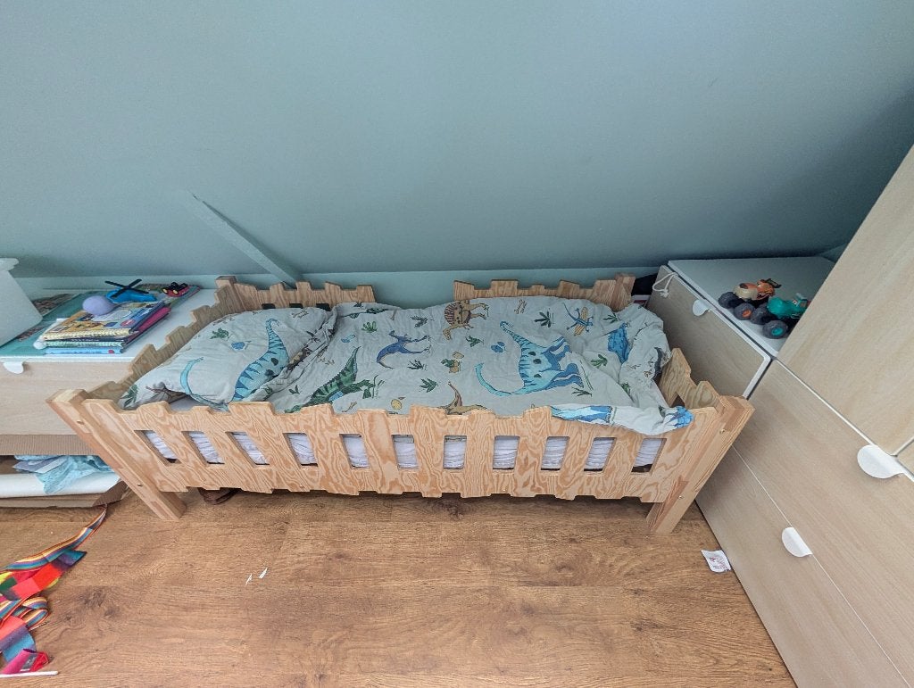 Peuterbed petit puk, 70 tot 85 cm, 140 tot 160 cm, Zo goed als nieuw, Ophalen