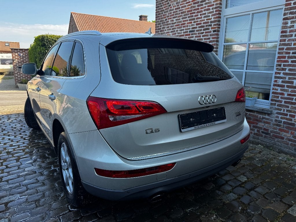 Audi Q5 2.0 TFSI QUATTRO tiptronic - HANDELAAR, Autos, Audi, Argent ou Gris, Achat, Euro 6, Entreprise