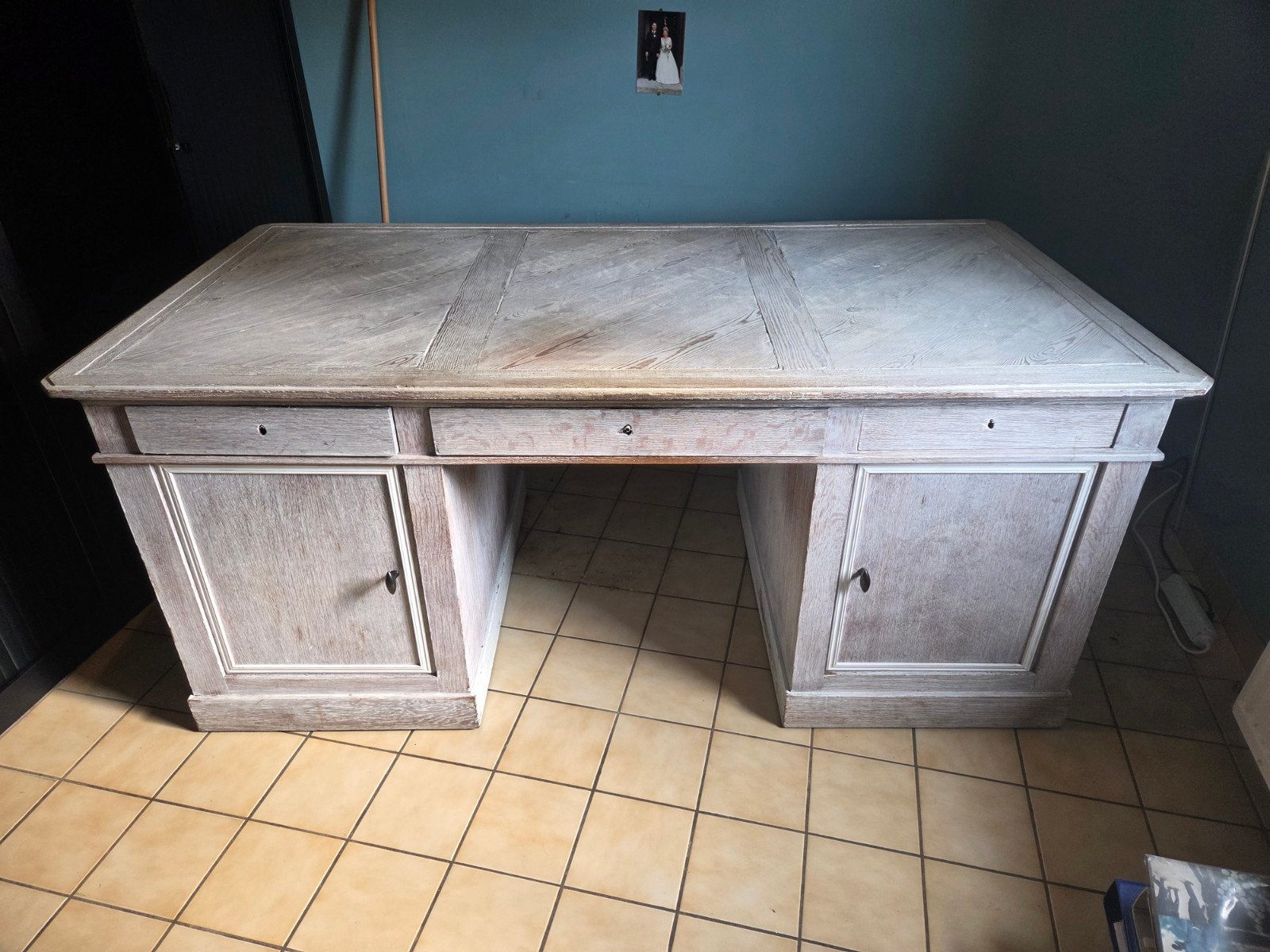 Bureau ancien, Enlèvement