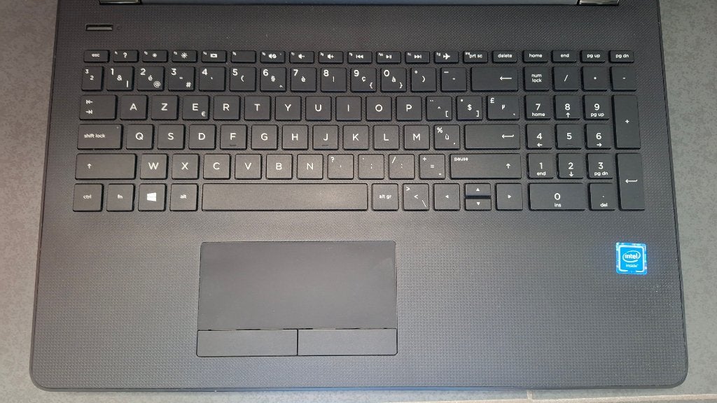 HP 15-bs003nb met Linux Mint, 2 tot 3 Ghz, 15 inch, 8 GB, Zo goed als nieuw
