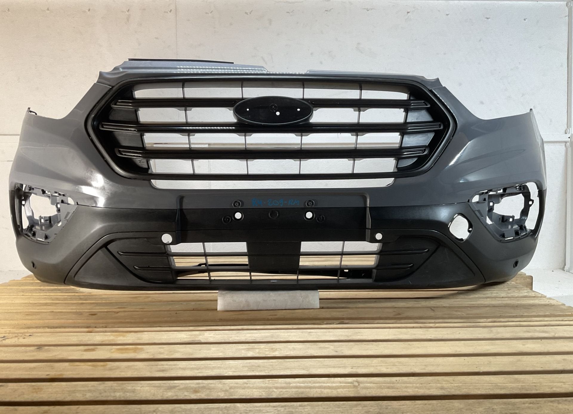 Bumper Ford Transit Custom 18-23 Voorbumper R4-209RM, Auto-onderdelen, Voor, Info@ford.com, Nieuw, Ford