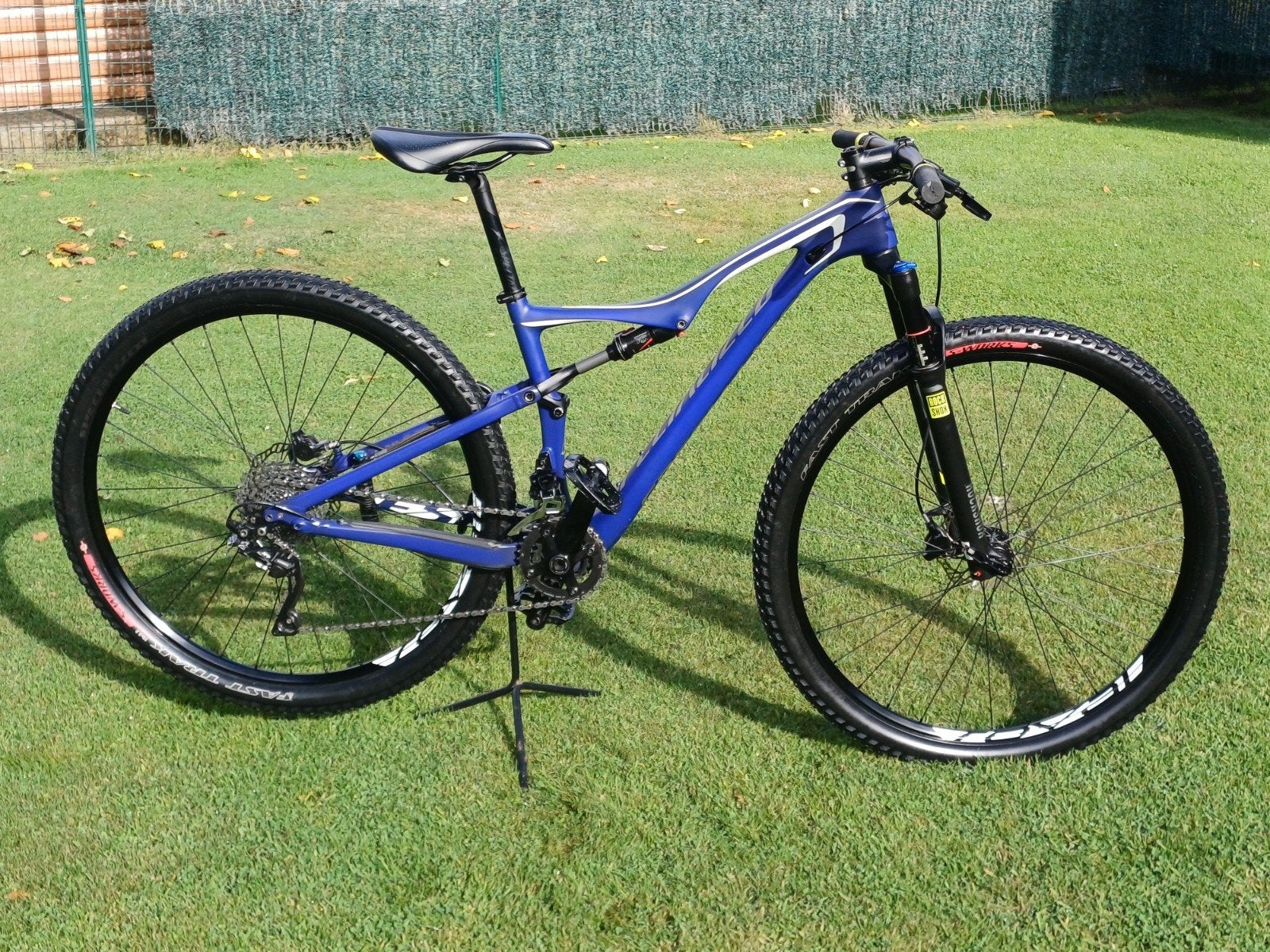 VTT Specialized  "Full suspendu carbone ", Vélos & Vélomoteurs, Enlèvement
