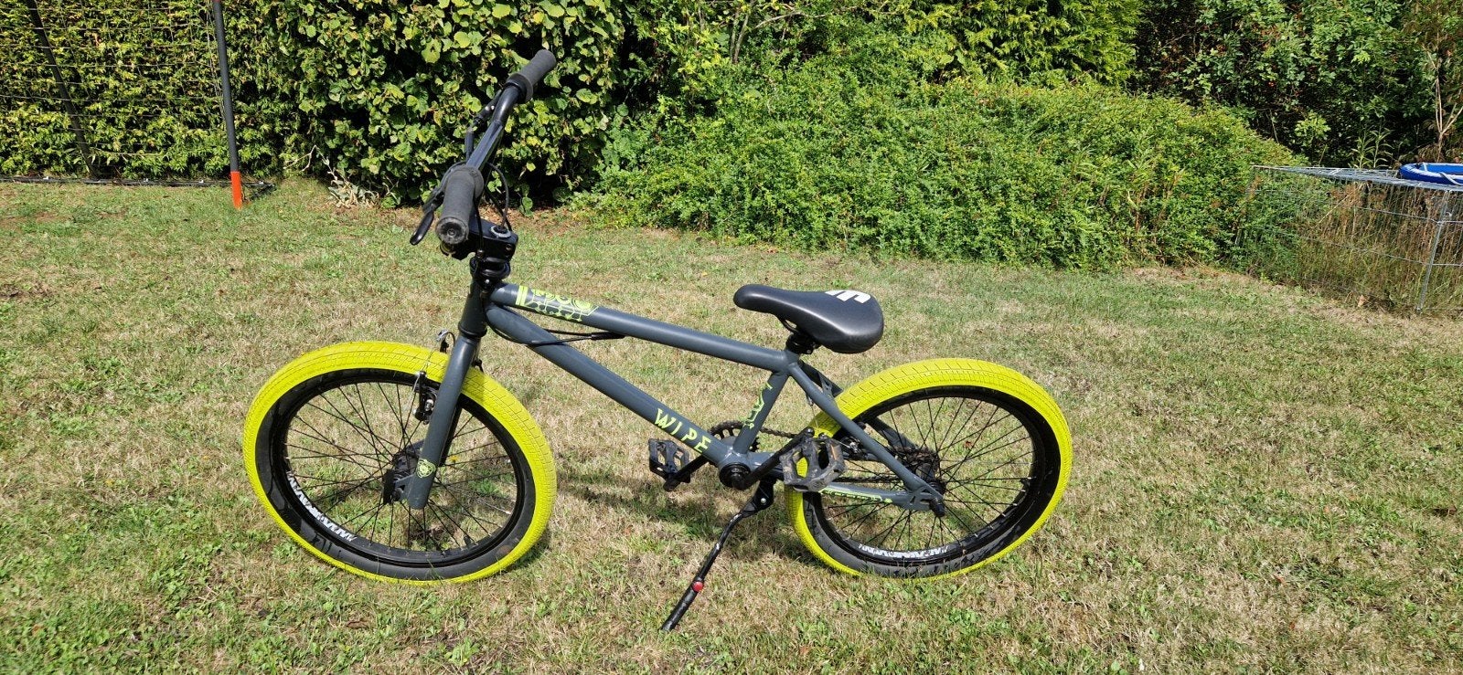 BMX enfant wipe 300, Vélos & Vélomoteurs, Vélos | BMX & Freestyle, Aluminium, Enlèvement, BTwin Décathlon, Guidon à 360°