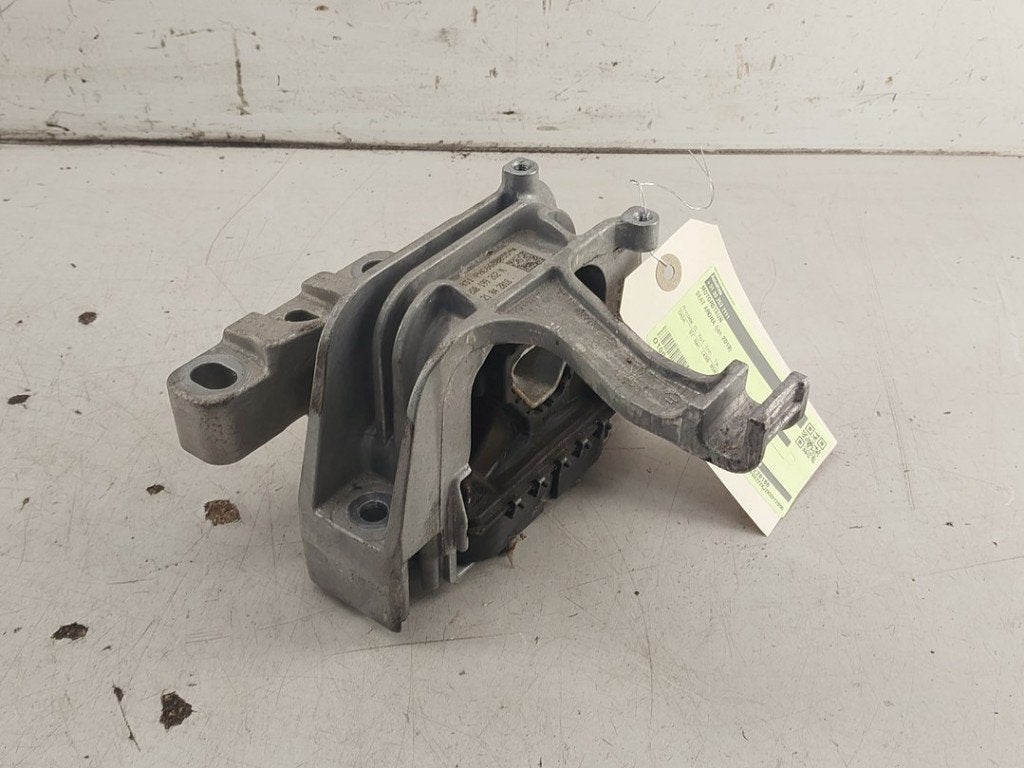 MONTAGE MOTEUR Seat Arona (KJX) (01-2017/-), Autos : Pièces & Accessoires, Seat Deutschland GmbH, Service@seat.de, Utilisé, Seat