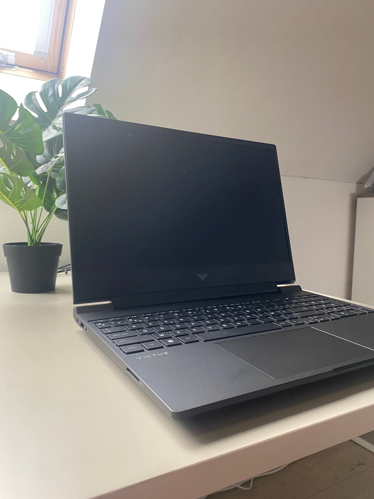 krachtige gaming laptop, Games en Spelcomputers, Games | Pc, Ophalen, Zo goed als nieuw