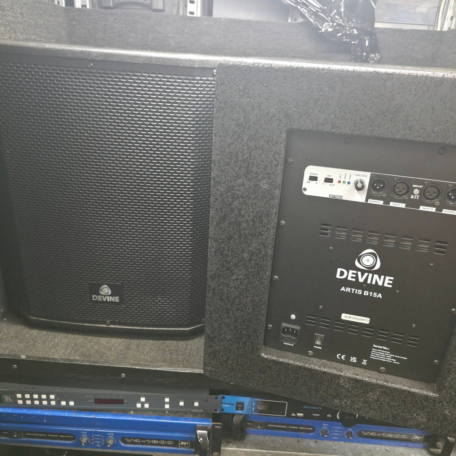 Caisson de basses DEVINE B15A ACTIVE 2 x 15 pouces 500 watts, TV, Hi-fi & Vidéo, Enceintes, Enlèvement