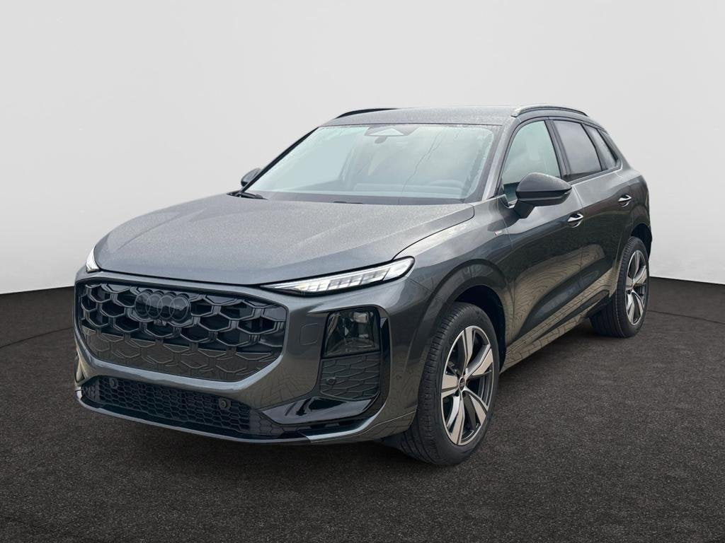 Audi Q3 SUV Audi Q3 SUV S line TFSI  110 kW S tronic, Auto's, Audi, Automaat, Cruise Control, SUV of Terreinwagen, Zilver of Grijs