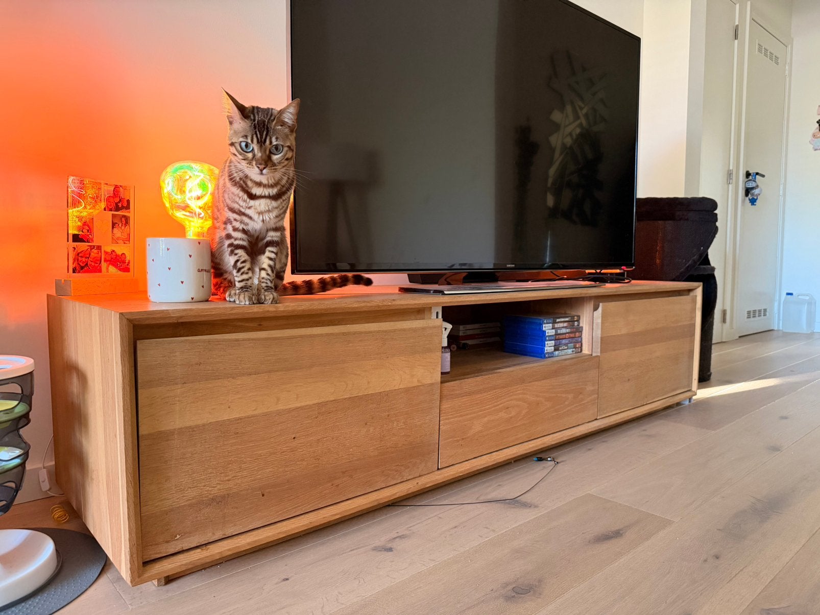 Tv meubel eikhout, Ophalen, Gebruikt, Eikenhout