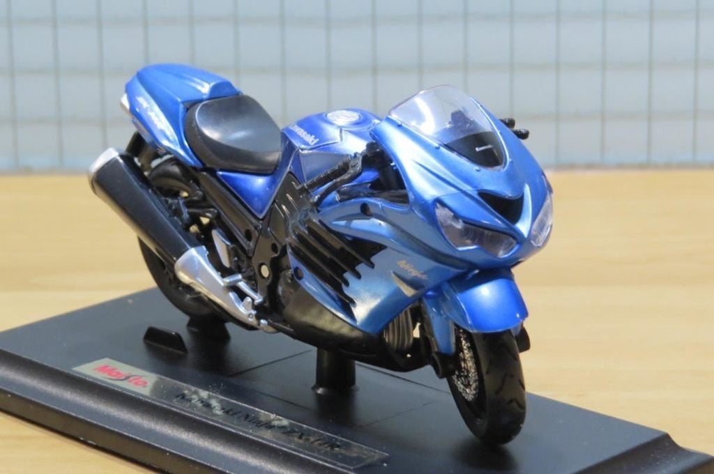 Kawasaki ZZR1400 ZX14 1:18 blauw Maisto, Ophalen of Verzenden, Nieuw, Motor, Maisto