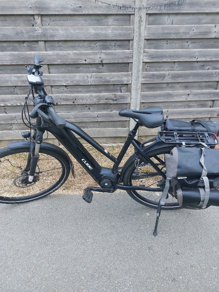 e -bike, Cube pedelec nog in goede staat, 51 à 55 cm, 50 km par batterie ou plus, Enlèvement, Utilisé