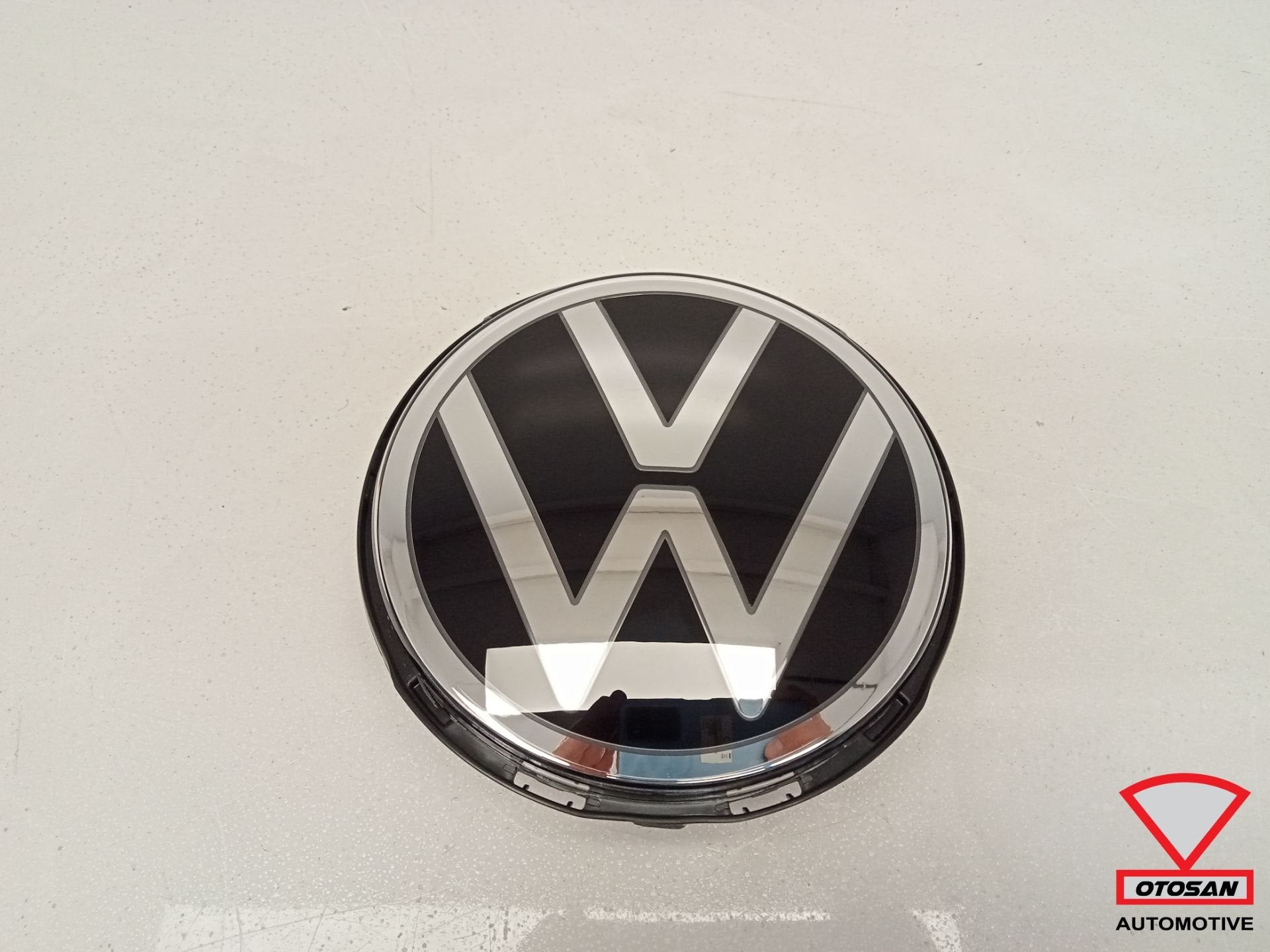 VW Golf 8 Logo Embleem 5H0941600 ORIGINEEL! NIEUW!, Auto-onderdelen, Gebruikt, Volkswagen, Volkswagen AG, Vw@volkswagen.de