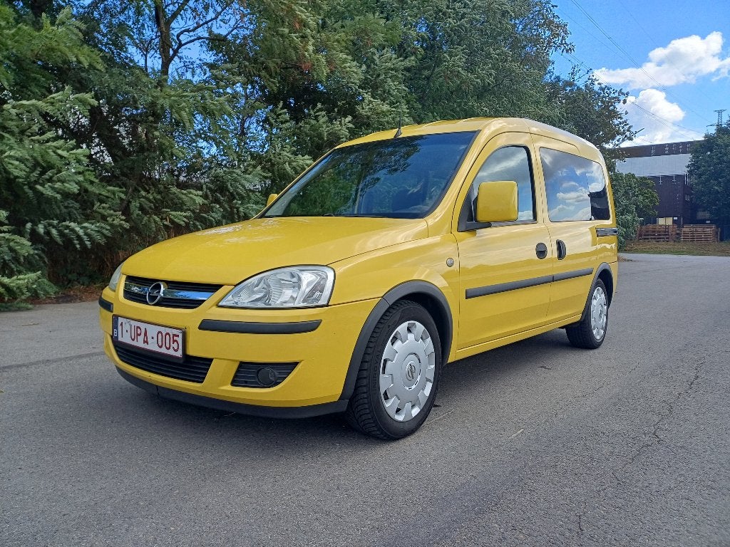Opel Combo 2009 Benzine met keuring, Autos, Jaune, Boîte manuelle, Noir, 5 portes