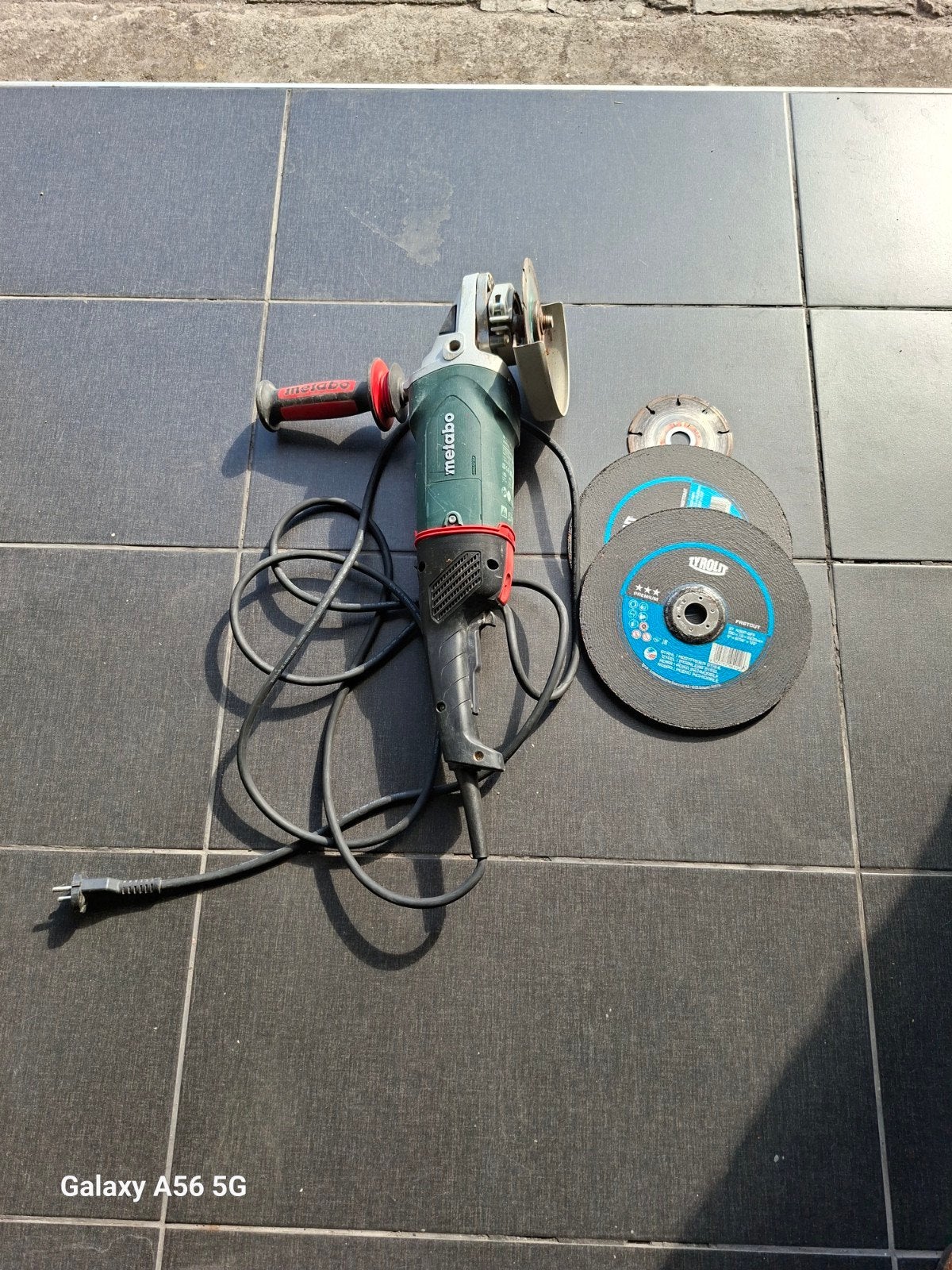 Metabo slijpmachine, Enlèvement