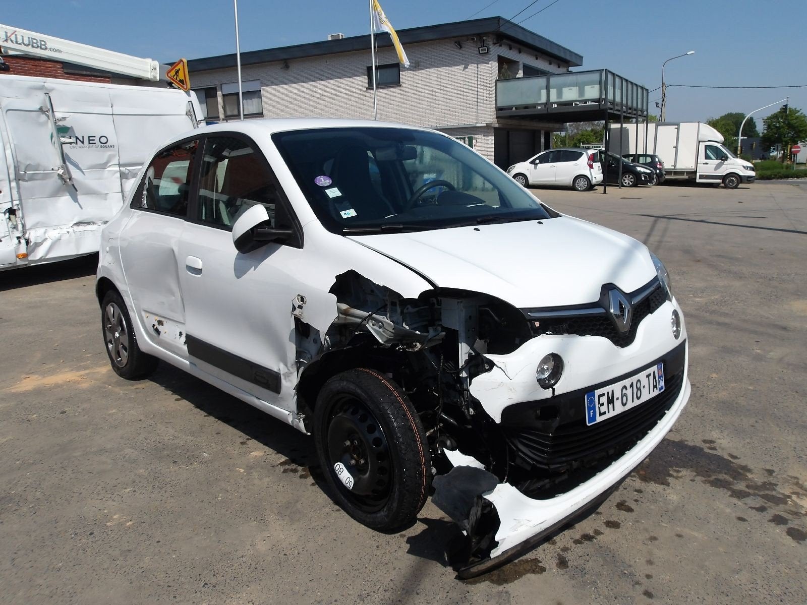 RENAULT TWINGO  BENZINE 05/17, Twingo, Wit, Bedrijf, Handgeschakeld