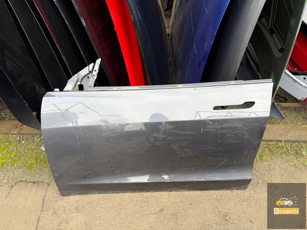 Tesla 3 voordeur links, Deur, Tesla, Inc., Tesla Road 1
78725  Austin, Gebruikt