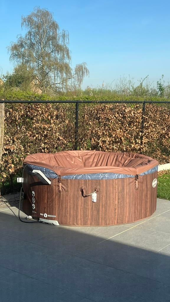 Lay-Z-Spa 8 personen Jacuzzi, Tuin en Terras, Ophalen, Zo goed als nieuw