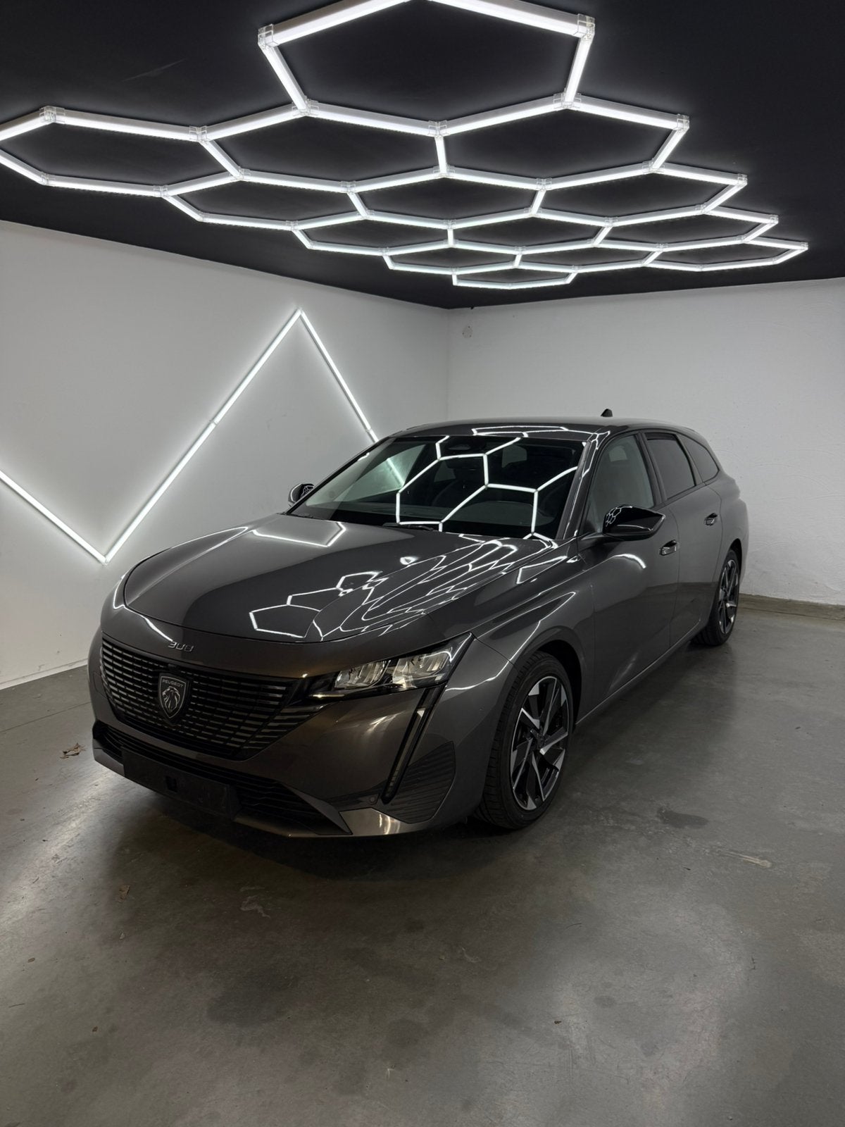 Peugeot 308| 2022| AUTOMAAT| 59.833KM| NIEUWE D-RIEM, Auto's, Leder en Stof, 1200 cc, Zilver of Grijs, Lichtsensor