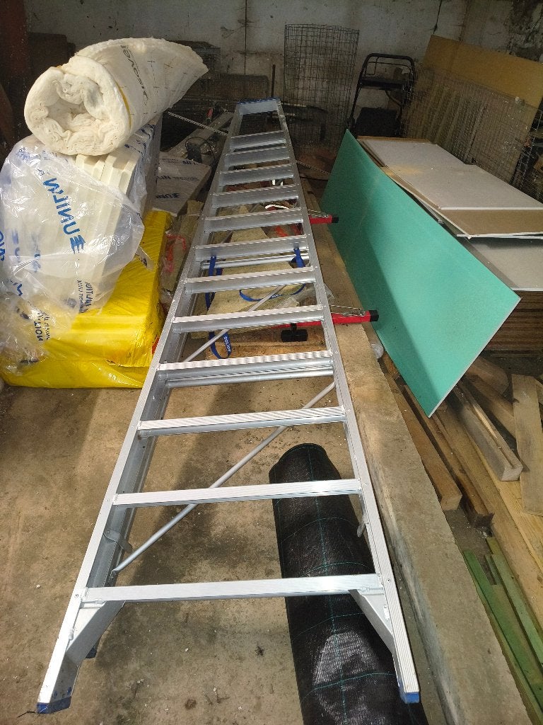 trapladder Solide, Doe-het-zelf en Bouw, Ladders en Trappen, Ophalen, Zo goed als nieuw, Ladder, 4 meter of meer