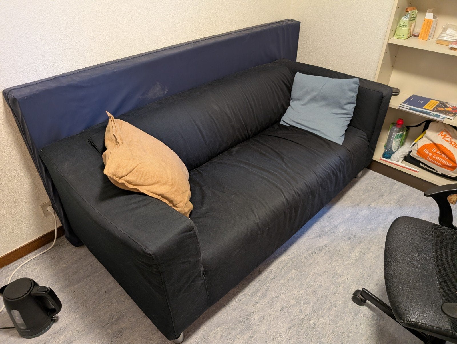 2-zits bankstel: IKEA Klippan (donkerblauw), Huis en Inrichting, Zetels | Zetels, Gebruikt, Rechte bank, Tweepersoons, 150 tot 200 cm