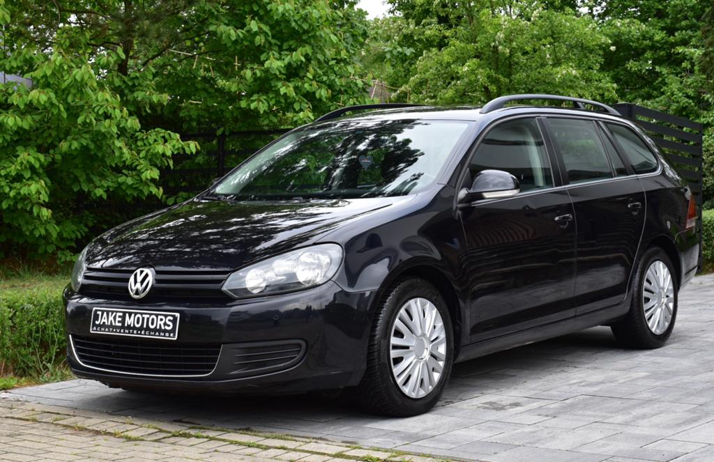 Golf SW 1.6 CR TDi ** GPS ** AIRCO ** PDC AV/ARR**, Voorwielaandrijving, Euro 5, Stof, Zwart