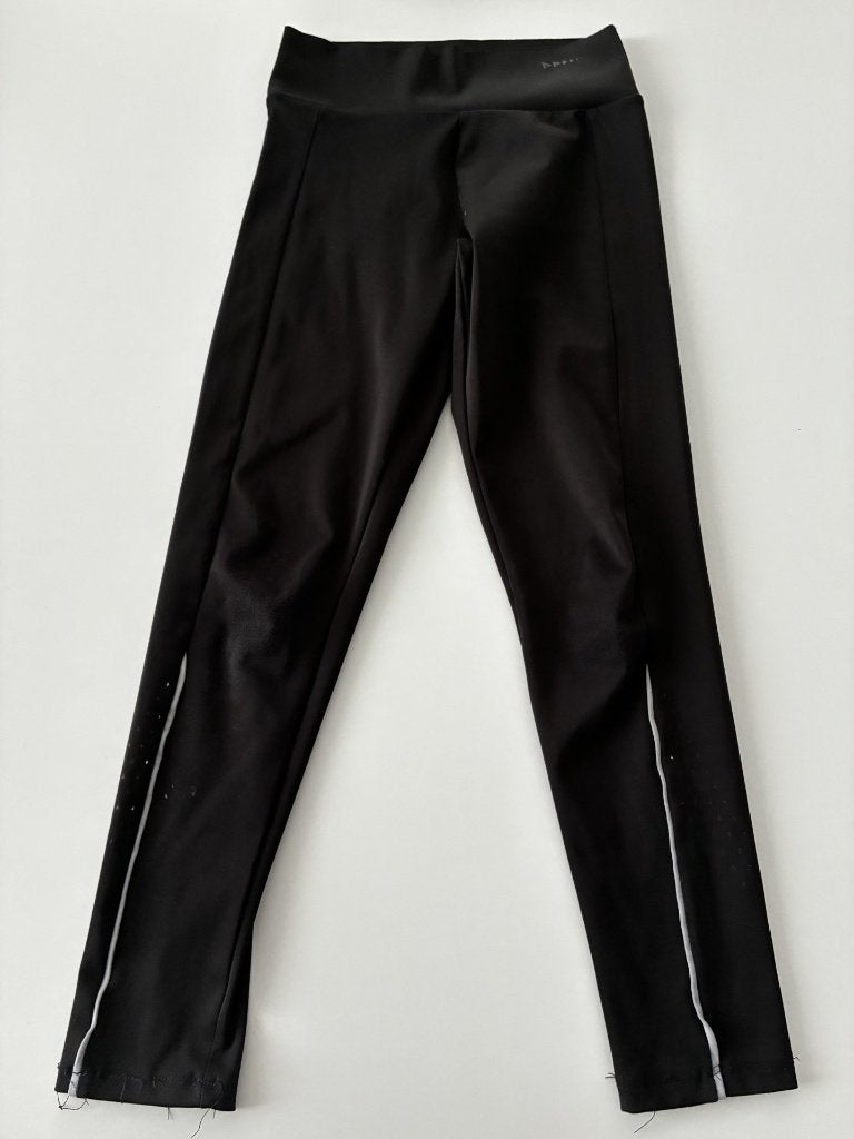 Zwarte legging maat 134 van Zara, Kinderen en Baby's, Broek, Gebruikt, Meisje, Ophalen of Verzenden