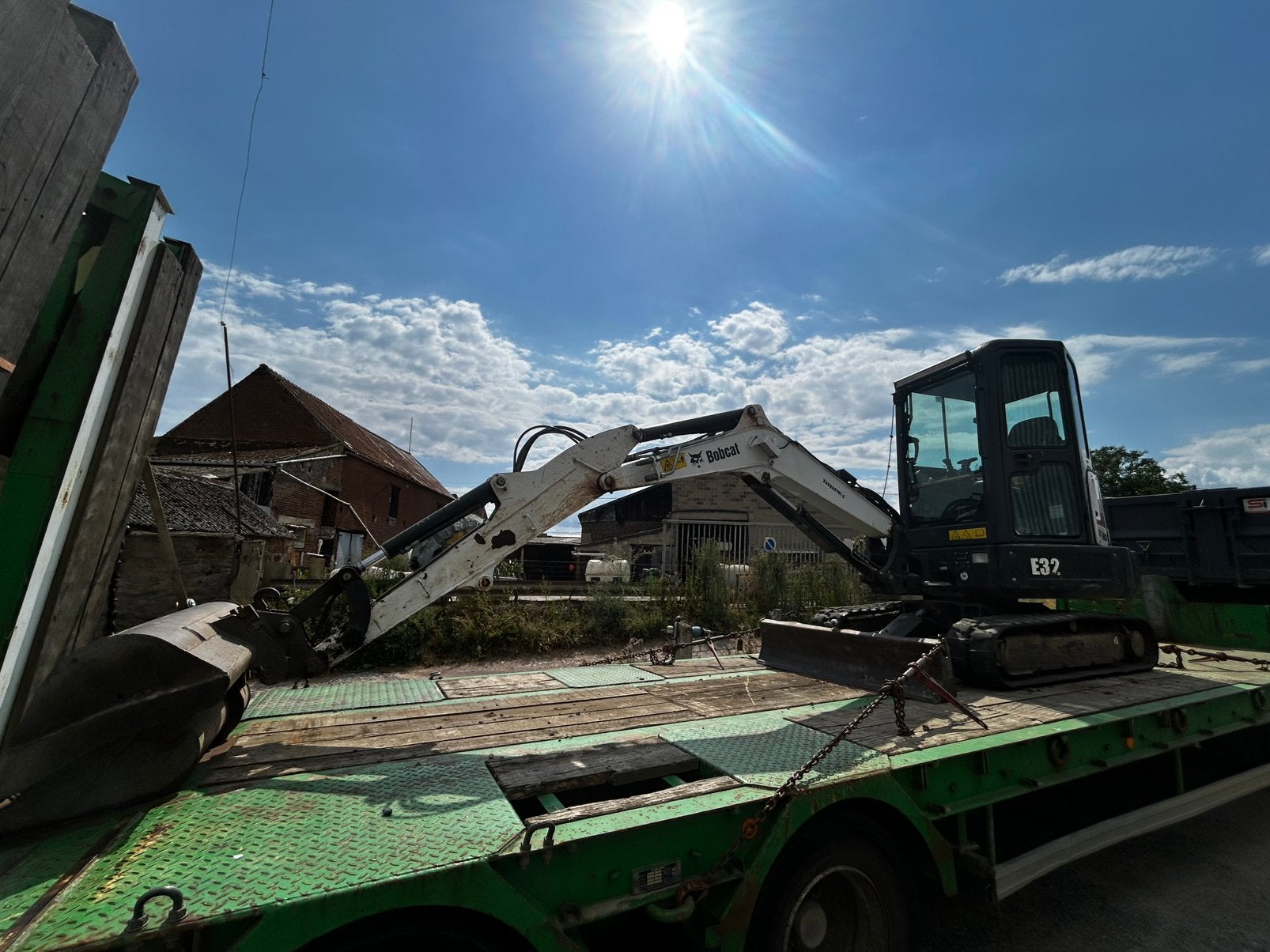 Bobcat e32, Ophalen, Graafmachine