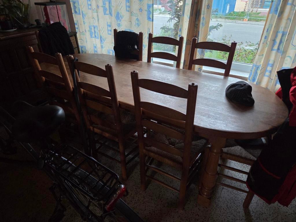 Gaat nog ronde mee  niks appart alles samen, Huis en Inrichting, Complete eetkamers, Ophalen