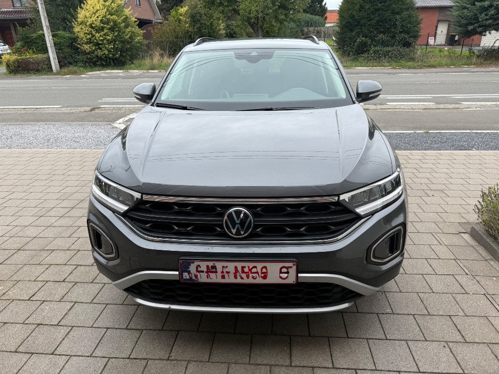 Voiture, Argent ou Gris, Achat, Boîte manuelle, Entretenue par le concessionnaire