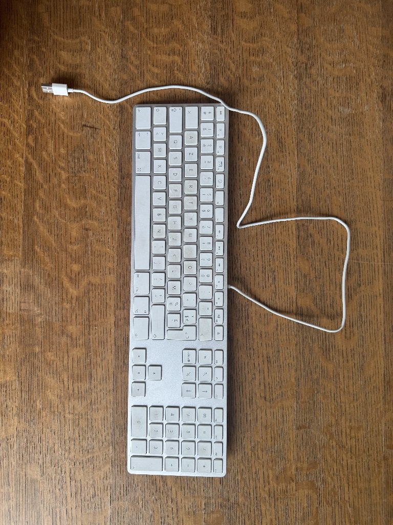 Apple Azeri toestenbord, Computers en Software, Ophalen, Gebruikt, Azerty, Apple