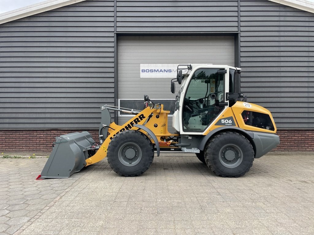 Liebherr L506 C compact shovel / kniklader NIEUW €775 LEAS, Liebherr‑W, Info.lbh@liebherr.com, Dr.-Hans‑Liebherr‑Straße 4
5500  Bischofshofen, AT