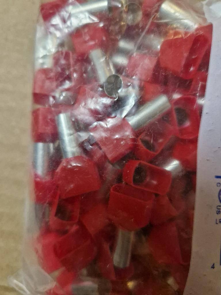 Embouts de câble Klauke 2x10 mm² rouges – NEUF – 90 pièces, Enlèvement ou Envoi, Neuf, Câble ou Fil électrique