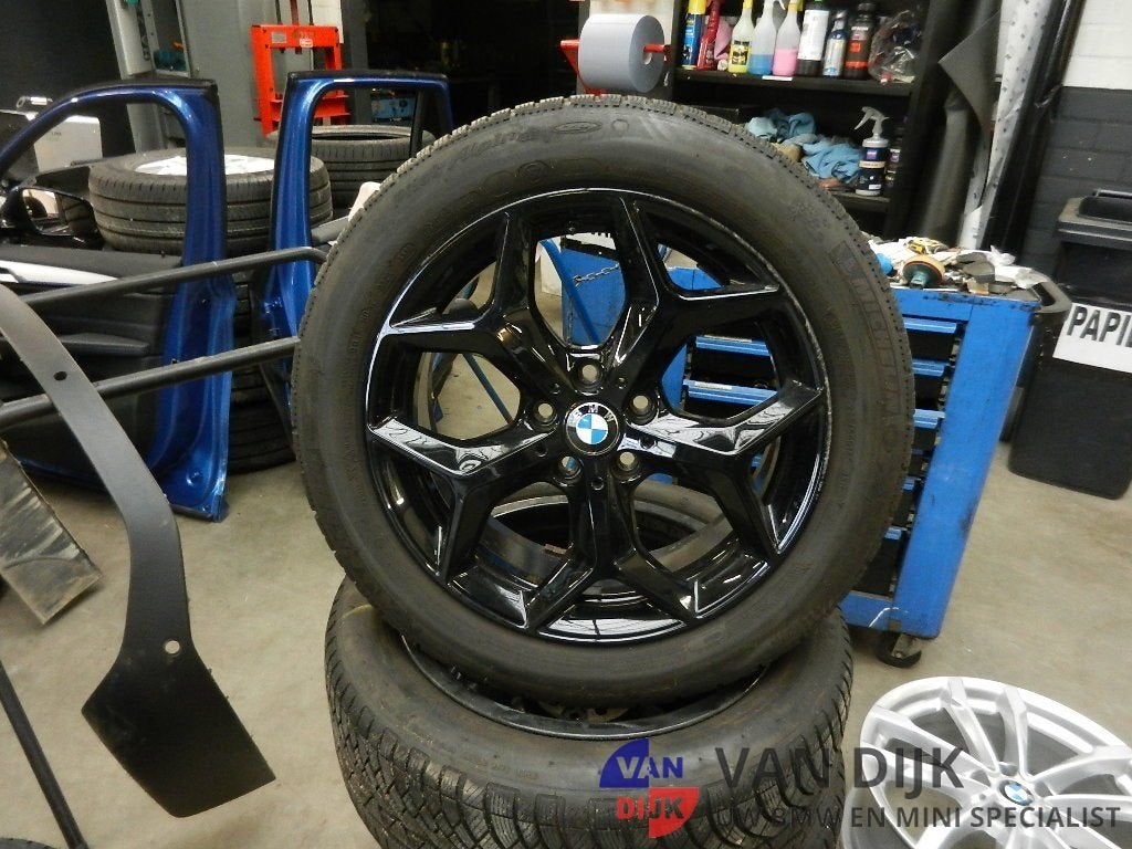 Winterbandenset 18 inch origineel voor BMW X1 F48 X2 F39, Pneus et Jantes, Pneus hiver, Véhicule de tourisme, -