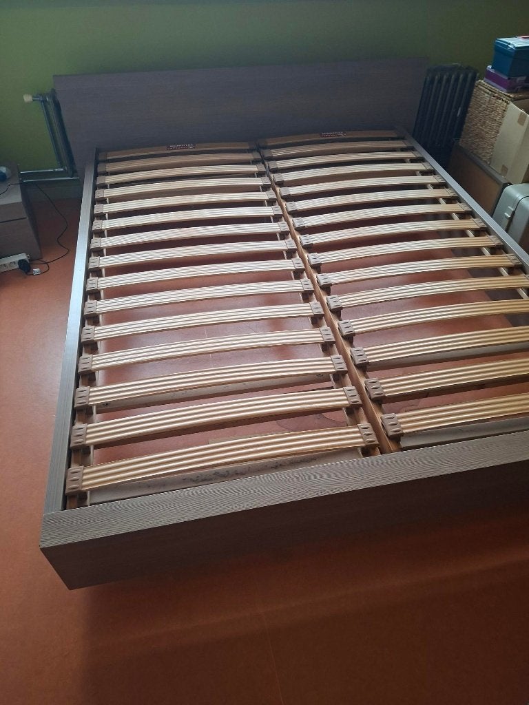 Slaapkamer set, Enlèvement